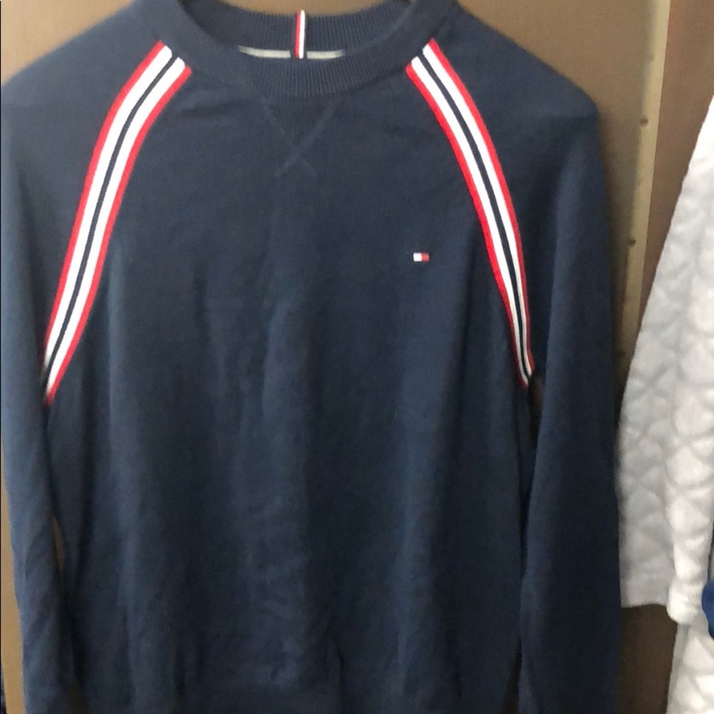 Tommy Hilfiger sweater small